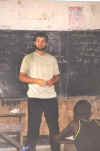 Kara - prof de math en activite, avec barbe.jpg (124757 octets)
